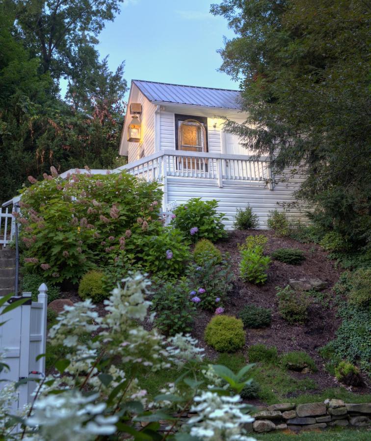 Bluefield Inn, A Select Registry Propery Eksteriør bilde